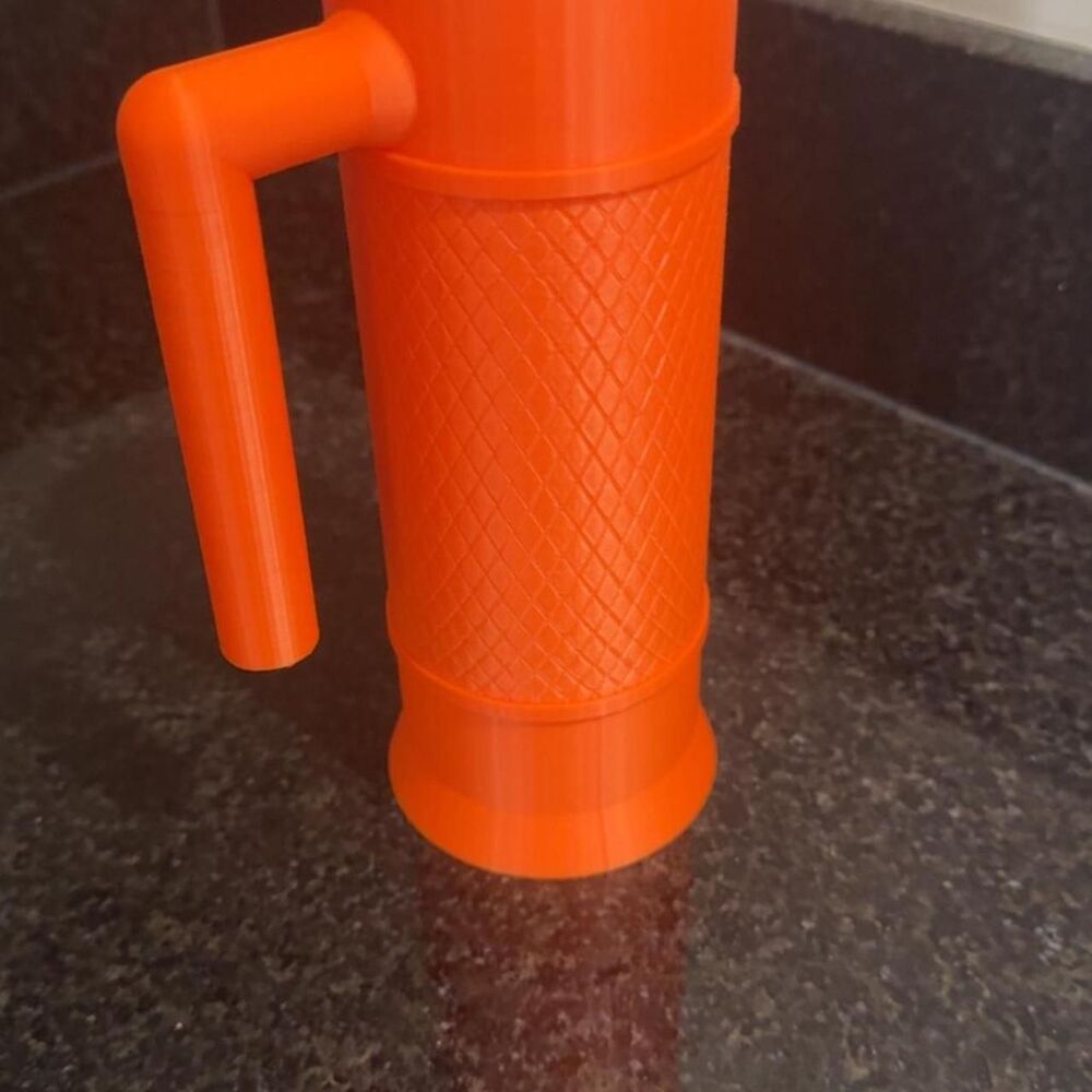3D Printed Multi Can Holder - 2 Cans at a time.